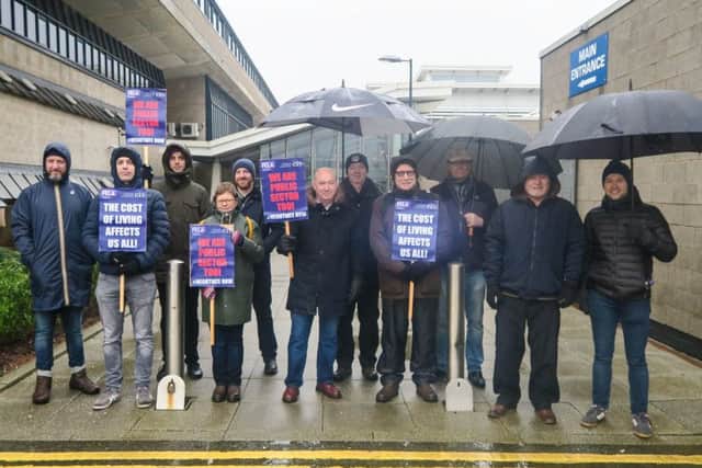 New College Lanarkshire lecturers on the picket line at the Cumbernauld campus