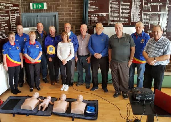 Newbattle Bowling Club member volunteers who underwent the defibrillator training.