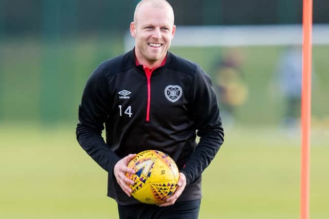 Steven Naismith has been helping Hearts' younger players despite being out injured. Picture: SNS.