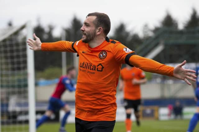 Dundee United's Paul McMullan celebrates his goal. Pic: SNS/Bruce White