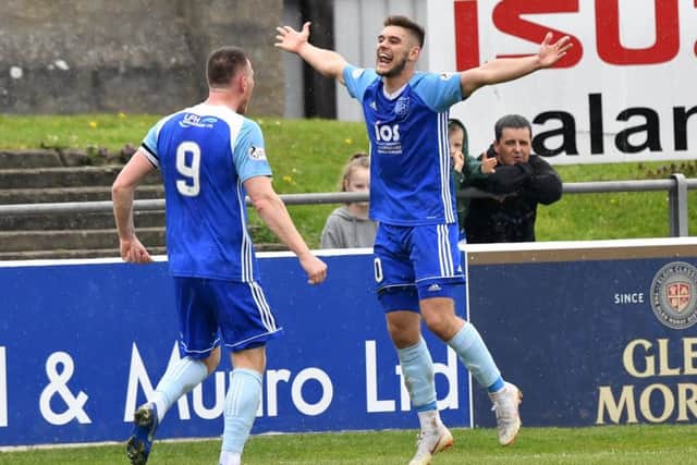 Jack Leitch celebrates scoring the winning goal for Peterhead (Pic by Duncan Brown)