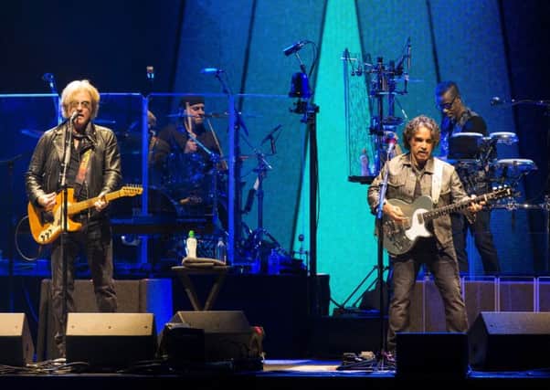 The Hall & Oates melodic roadshow delivered a hits-heavy set after the sound was ironed out