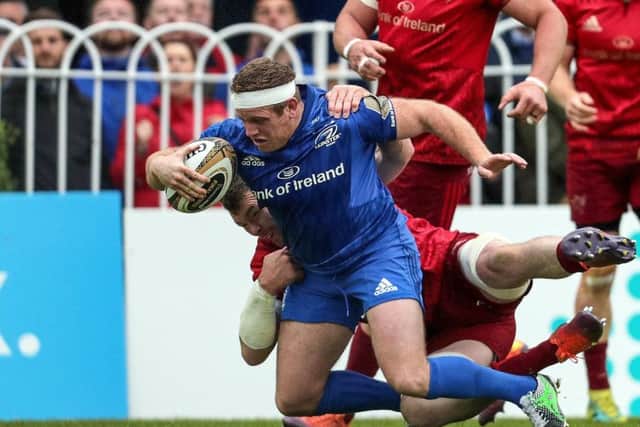 Leinster's Sean Cronin scores a try despite the attention of Munster's Peter O'Mahony.  Picture: Laszlo Geczo/INPHO/REX/Shutterstock
