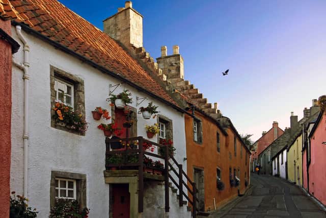 The unique streets of Culross helped to inspire the cloth.