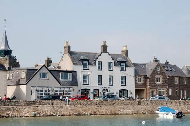 Sit back and watch the sailing boats as the sun takes its path across the harbour. Guests can visit the Ship and its neighbour The Marine Hotel with both pubs letting you take beers to sit on the wall that overlooks the water.