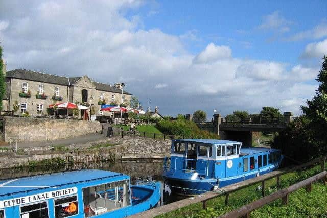 Enjoy the easy pace of the canal from the waterside at The Stables which was originally built to serve the men and horses that used the Forth and Clyde Canal.