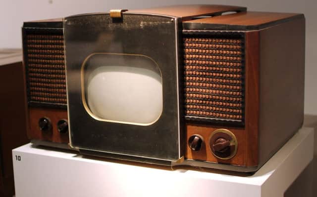 First mass produced TV set, sold 1946-1947