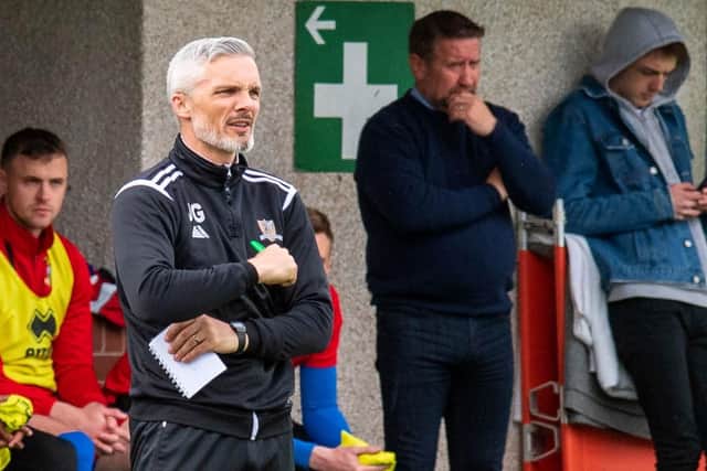 Jim Goodwin is set to be appointed Dundee boss. The Alloa manager has won the battle to be the man in the Dens hotseat. (Scottish Sun)