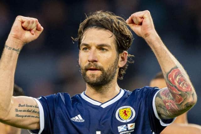 A solid showing from the 33-year-old as he read the dangers and dealt with them effectively. Almost got himself a goal as he tested Urko Pardo's reflexes with a decent free-kick.