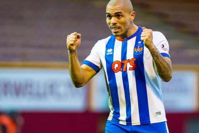 Rangers have entered talks with the representatives of Josh Magennis. The Northern Ireland forward is expected to leave Bolton this summer. (Belfast Telegraph)