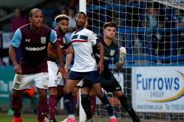 Livingston have completed the signing of goalkeeper Matija Sarkic. The 21-year-old joins on loan from Aston Villa.