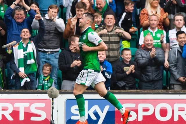 Hibs head coach Paul Heckingbottom has revealed that the signing of striker Christian Doidge does not mean he has given up on bringing Marc McNulty back to Easter Road. (Evening News)