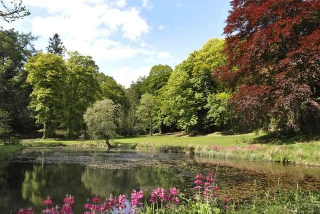The garden also has a small lake.