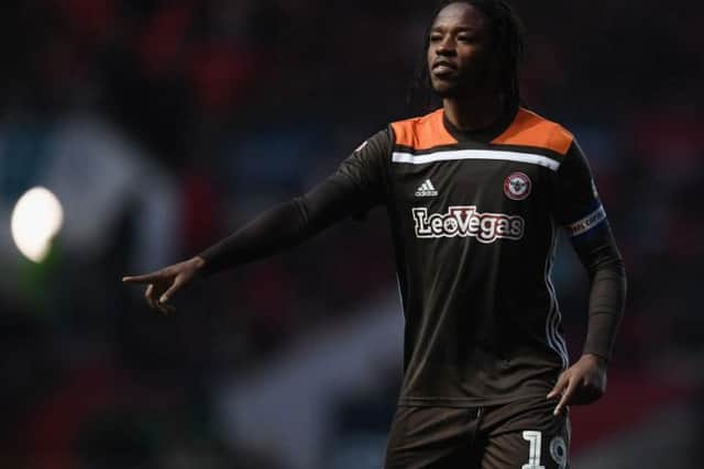 Celtic are keen on adding Brentford midfielder Romaine Sawyers to their ranks. (The Sun)