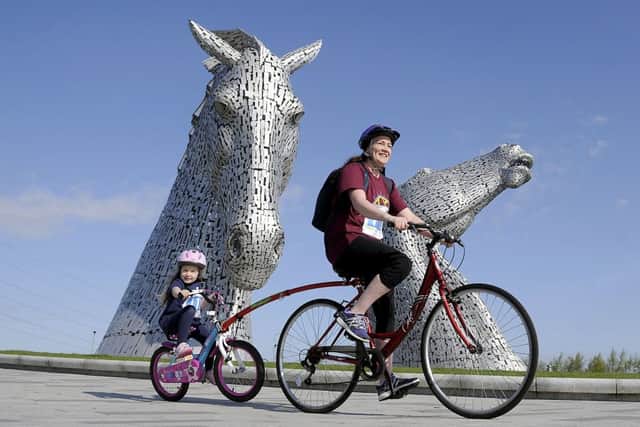 Picture Michael Gillen. FALKIRK. The Helix Park and The Kelpies.