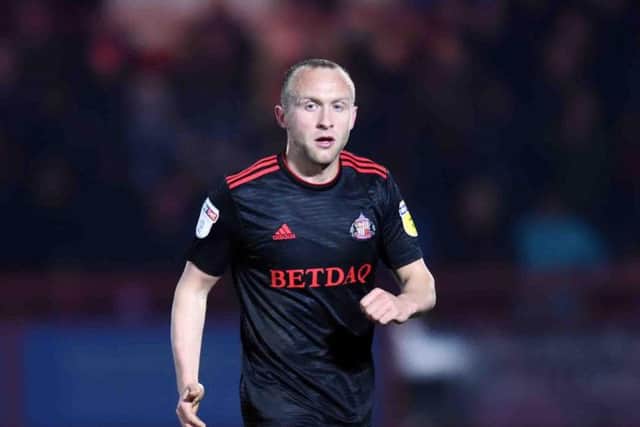 Aberdeen boss Derek McInnes has suggested that he is prepared to be patient in his pursuit of Black Cats midfielder Dylan McGeouch. (Sky Sports)