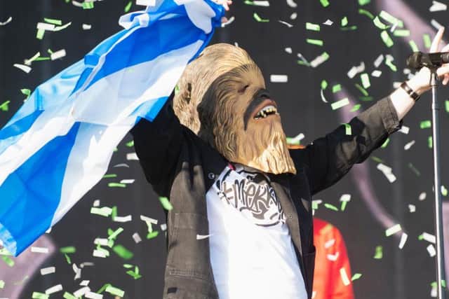 Lewis Capaldi wearing the mask