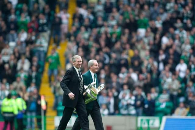 Billy McNeill (left) and Stevie Chalmers with the European Cup at Parkhead in 2005