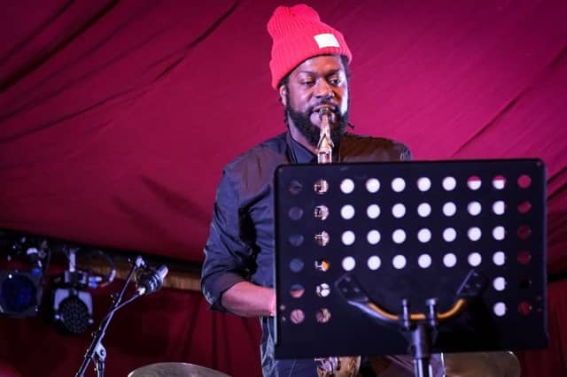 Kinch and his band had the crowd participating happily. Picture: AJ Blair Photography