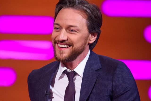 Scottish actor James McAvoy has hit back in response to the theatre review