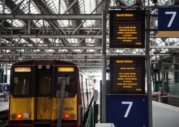 Fewer than a fifth of travellers claim for train delays. Picture: John Devlin