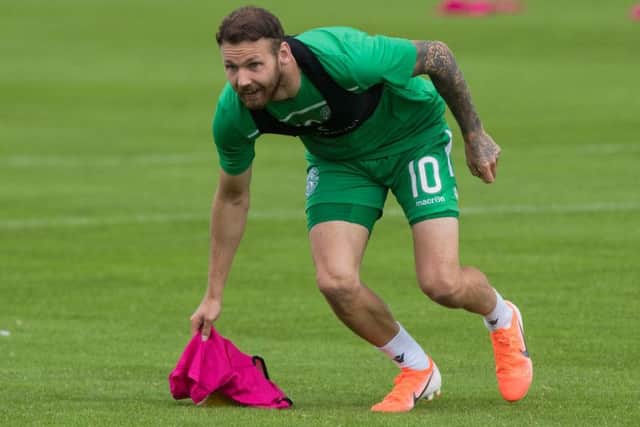 Hibs winger Martin Boyle will have a second operation on his injured left knee on Tuesday, with boss Paul Heckingbottom saying theres no timescale for his return to action. (Evening News)
