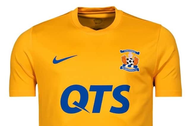 A nice looking strip but like the home kit it looks more like a training top.