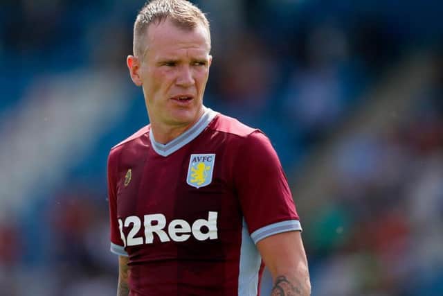 Craig Levein is hopeful Glenn Whelan will be a Hearts player by next week, as he revealed talks were ongoing with the Irishman. (Evening News)