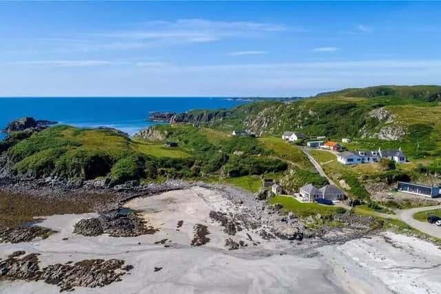 The house is located at Bunessan, Isle of Mull.