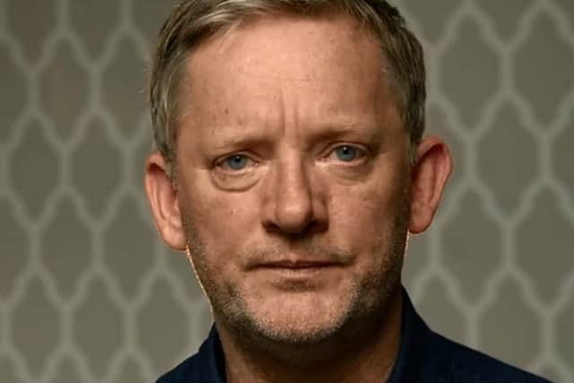 Actor Douglas Henshall records one of Robert Burns' most famous poems in support of the humanitarian work of DEC.