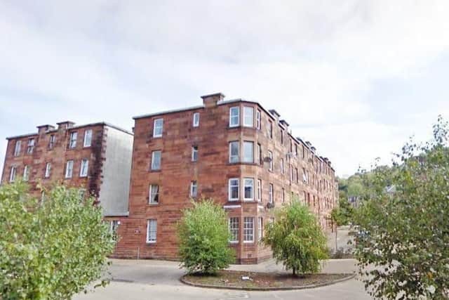 This first floor one bedroom flat is on the market with a guide price of GBP12,000.