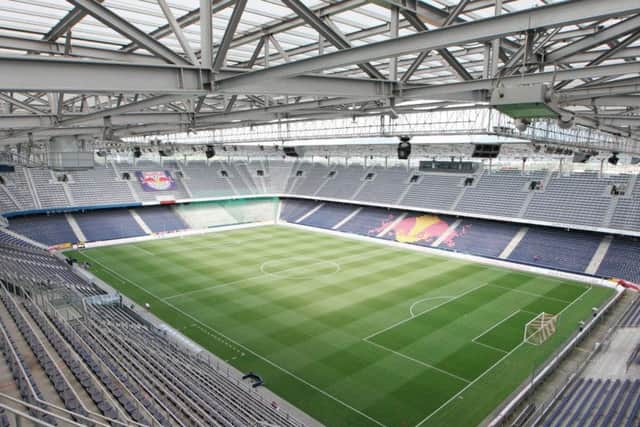 Red Bull Salzburg left-back Gideon Mensah is mulling over an offer from Celtic, according to reports in Ghana - but Zulte Waregem and Barcelona are said to be keen. (Ghana Soccernet)