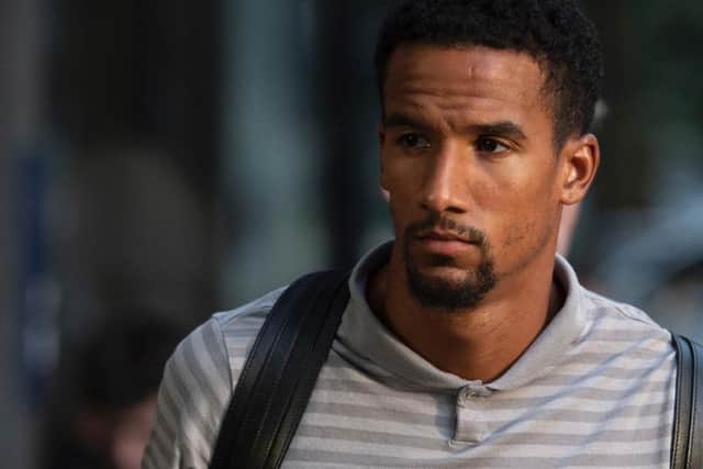 Neil Lennon is set to hold clear-the-air talks with Scott Sinclair as he looks to re-integrate him back into the Celtic squad. (Football Insider)