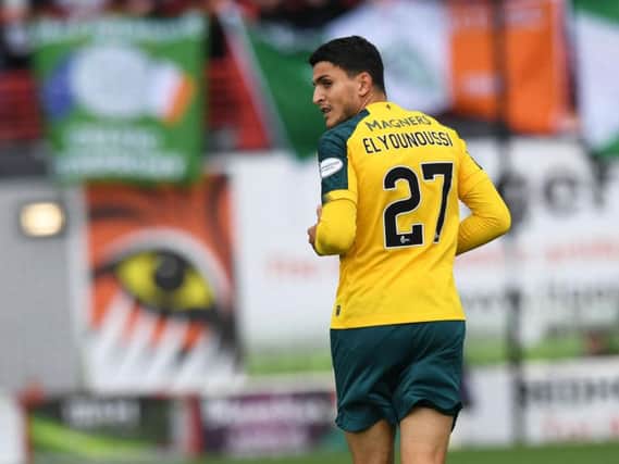 Mohamed Elyounoussi in action for Celtic.