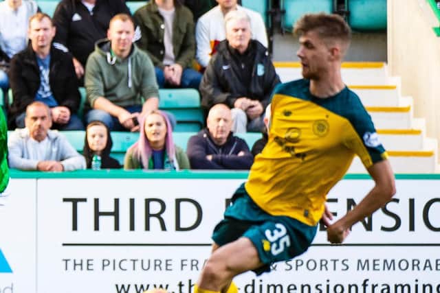 Own goal was slightly unfortunate but otherwise dealt well with Hibs attackers. 6