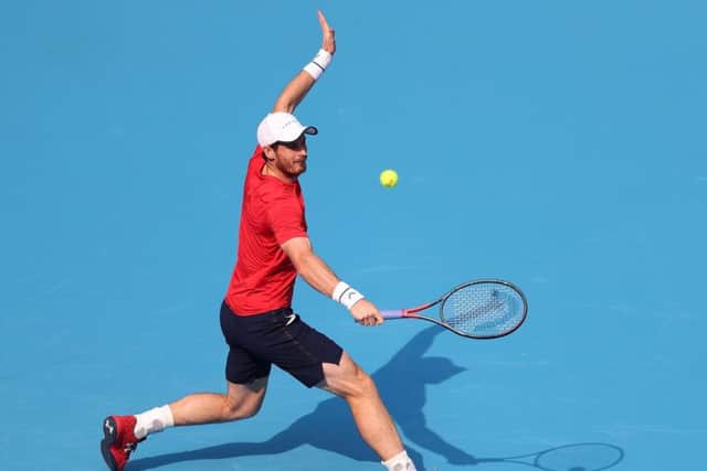 Andy Murray battled well against Matteo Berrettini to reach the second round