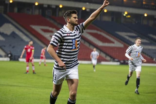 A clear majority of club members voted in favour to end the club's 152-year amateur status.