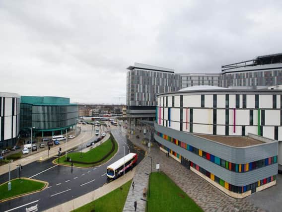 Infection concerns at the Queen Elizabeth hospital were not passed onto to ministers