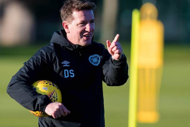 Daniel Stendel gets his message across during training ahead of Hearts home game against Celtic. Picture: SNS.