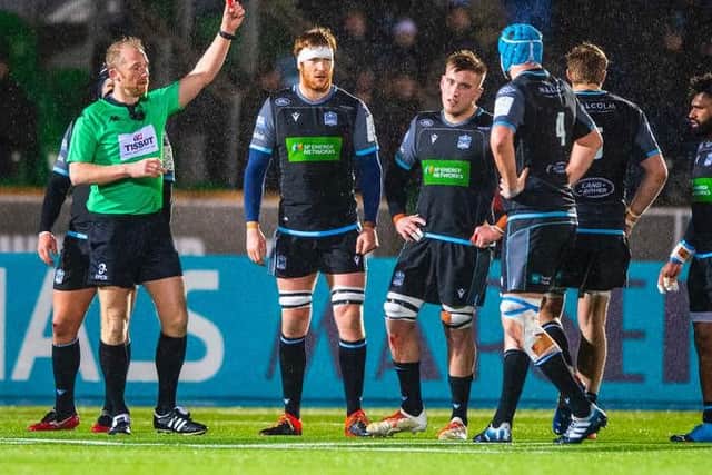 Matt Fagerson, second from left, is shown a red card by Wayne Barnes in the closing seconds of Saturday's Heineken Champions Cup clash with La Rochelle at Scotstoun. Picture: SRU/SNS