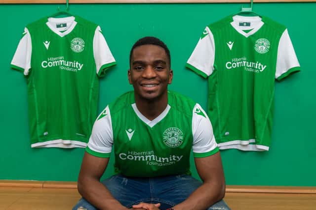 Stephane Omeonga has rejoined Hibs on loan until the end of the season.