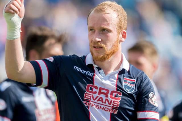 Hearts have agreed personal terms with Burton Albion striker Liam Boyce, who looks set to sign a three-year deal with the Tynecastle club. (Evening News)