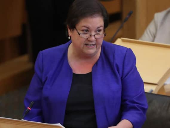 Jackie Baillie has said the suspended Aberdeen Labour councillors should be readmitted to the party.