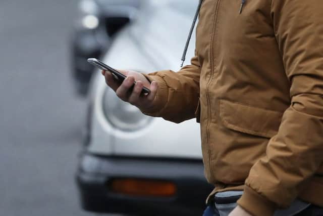 Recent study shows texting is more dangerous for pedestrians compared to calling or listening to music