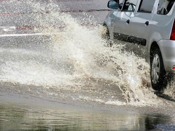This is what you need to know about not splashing pedestrians (Photo: Shutterstock)
